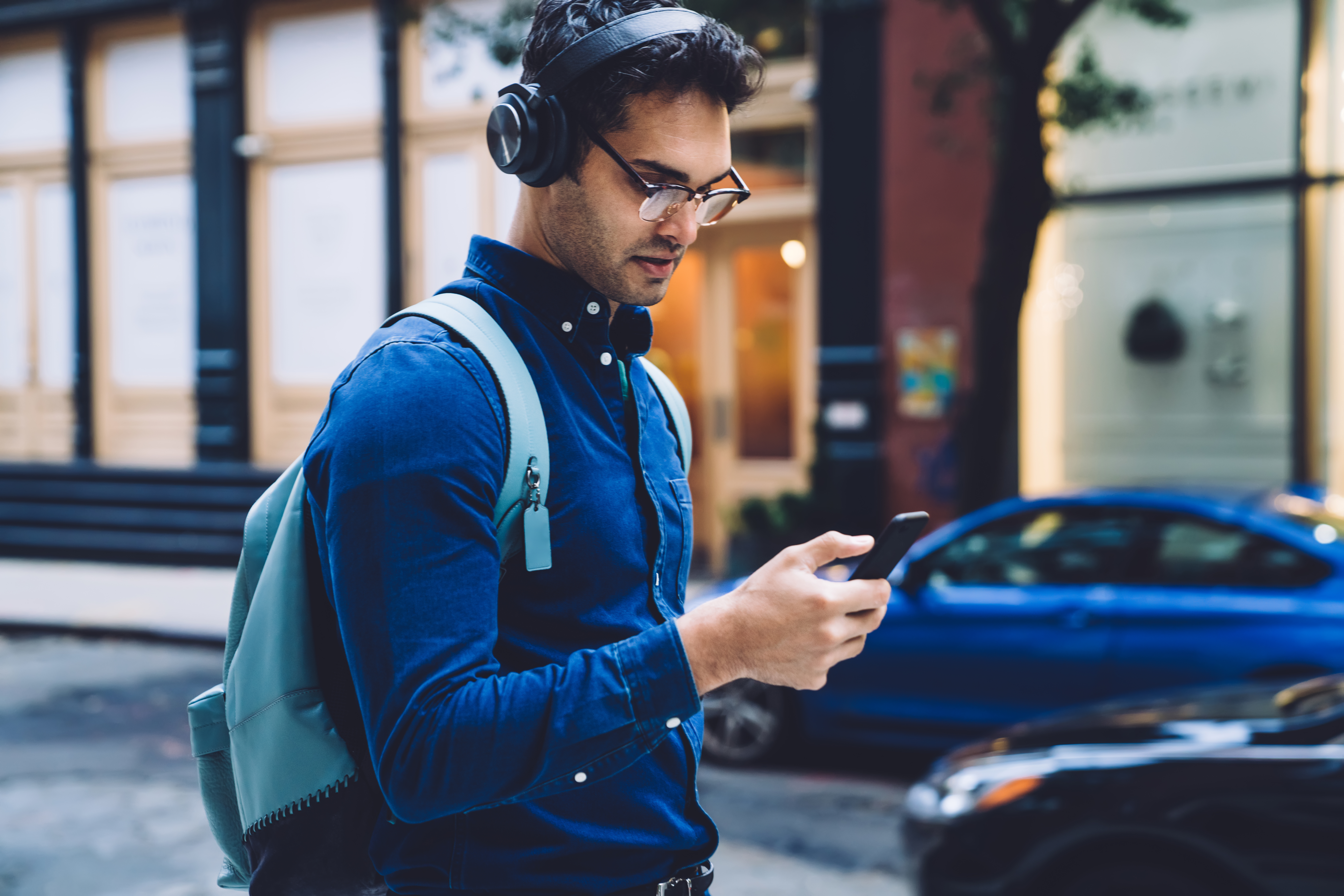 The Real Risks of Being a Pedestrian with Noise-Canceling Headphones 